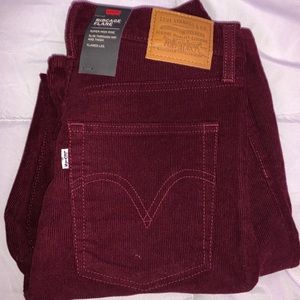 Levi’s Ribcage Flare